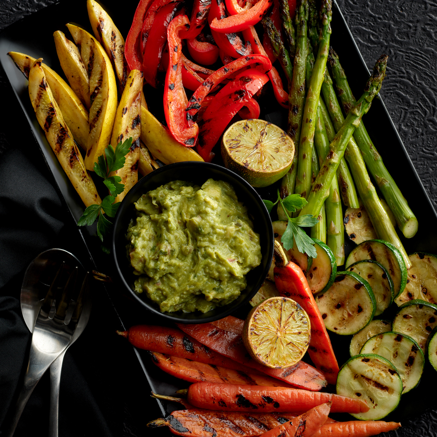 grilled vegetables and herdez quacamole